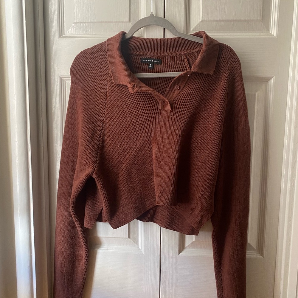 Kendall & Kylie brown cropped collar sweater